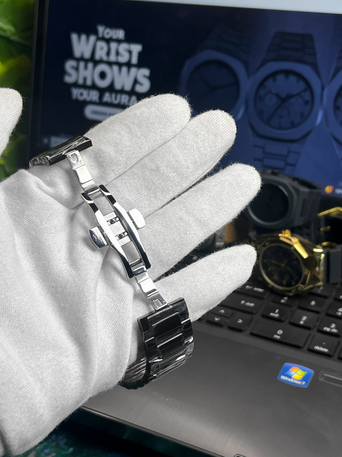 Luxury Magnetic Sabar Watch – Matte Black Edition (Roman Numerals)